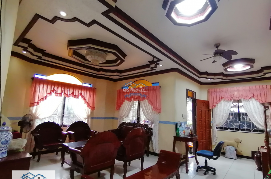 House for Sale compound property in Brgy. 5 San Franz