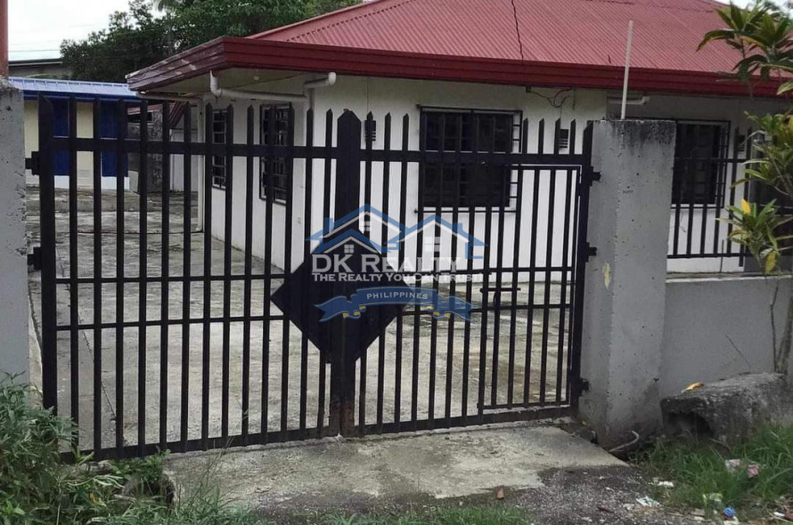 HOUSE AND LOT FOR SALE/RENT