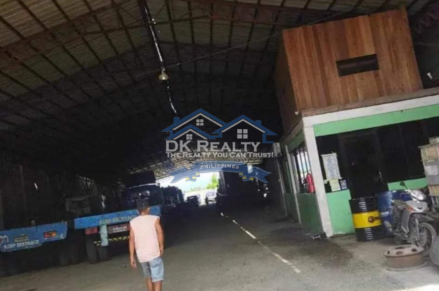 WAREHOUSE/BODEGA FOR SALE