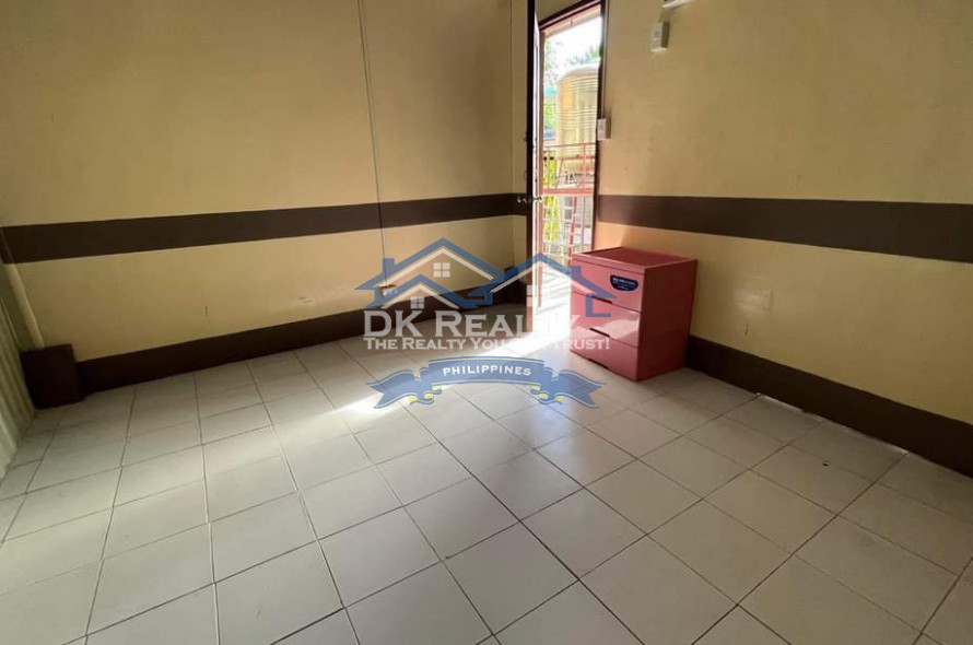COMMERCIAL SPACE FOR SALE/RENT