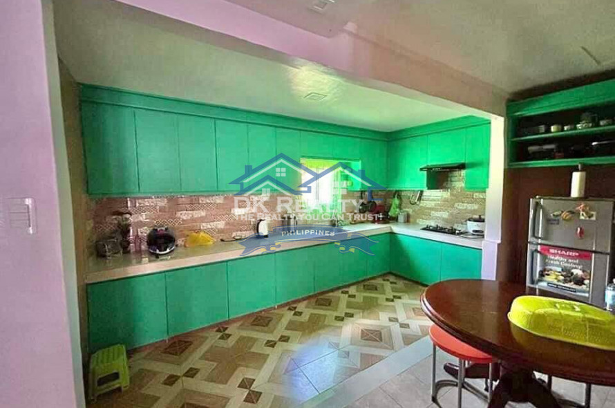 HOUSE AND LOT FOR ASSUME