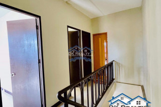 HOUSE AND LOT FOR ASSUME