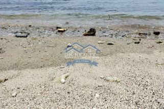 BEACH LOT WITH FARM